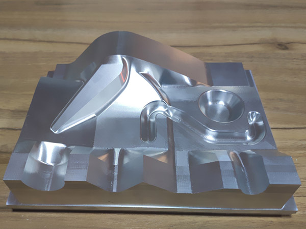 Benz Parts -Vertical Machining Center