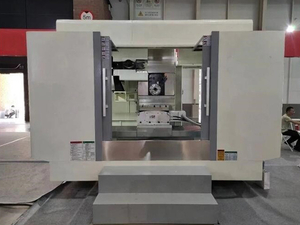 HR63 Horizontal Machine Center with Box Hard Rail